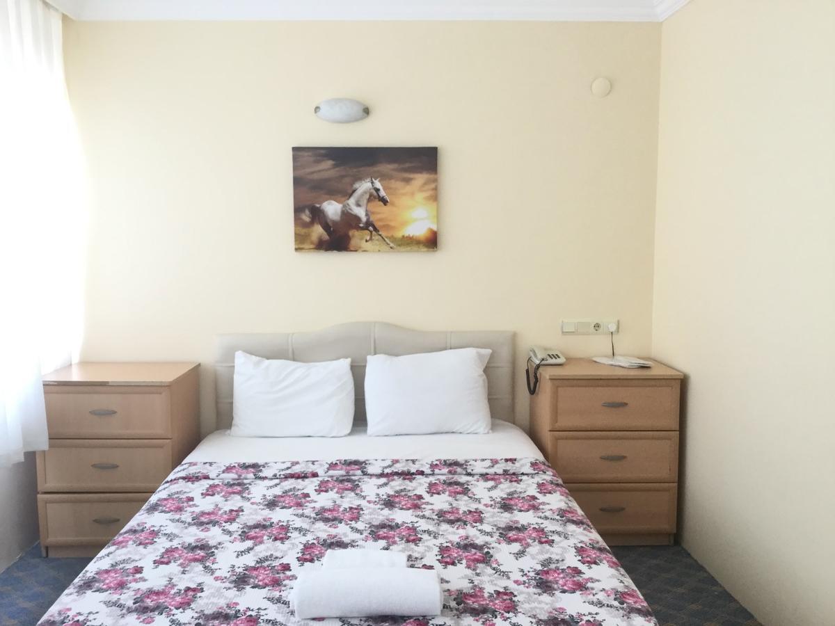 Kent Hotel Didim Buitenkant foto